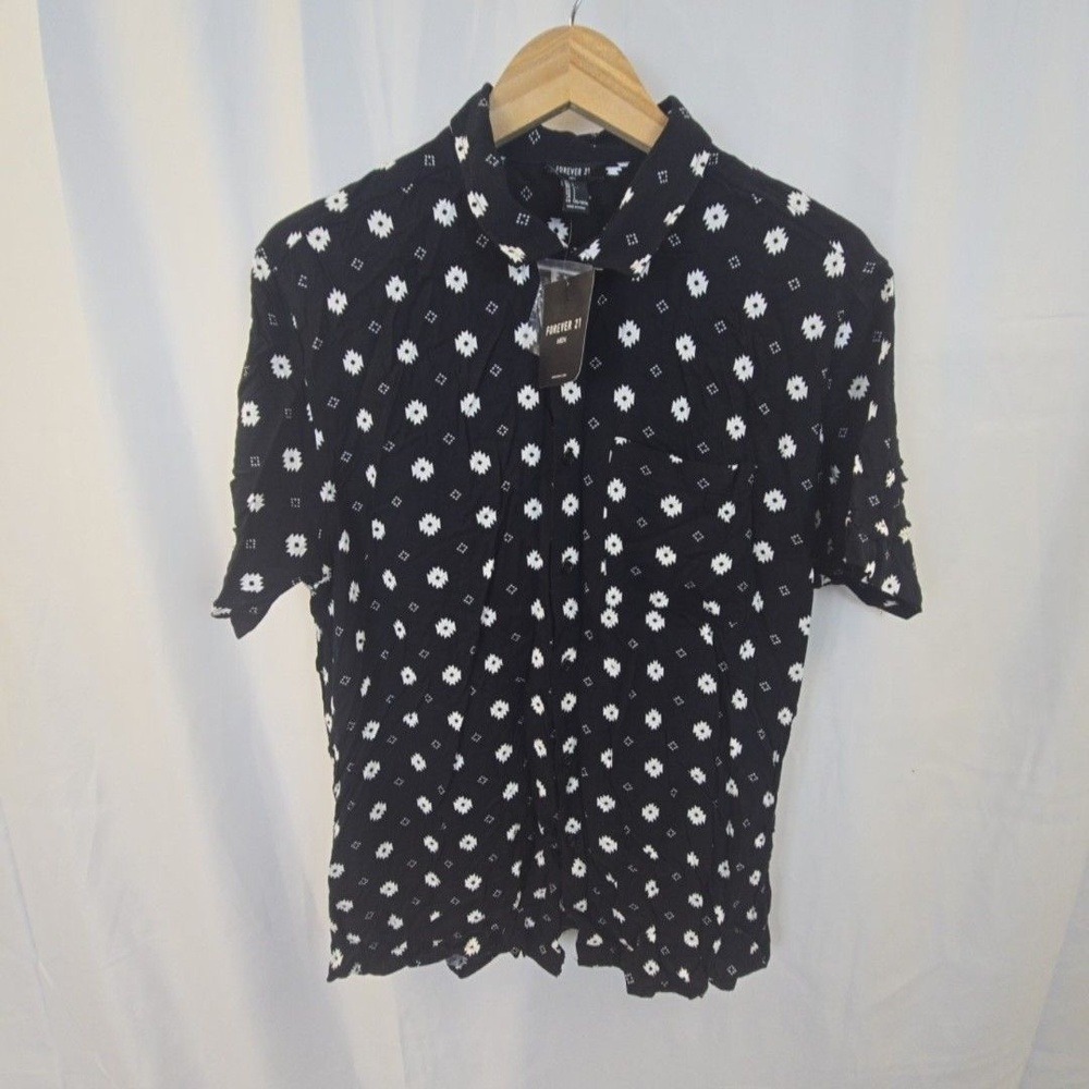 Forever 21 Shirt Mens Large Black Geometric Print Short Sleeve Button Up Rayon